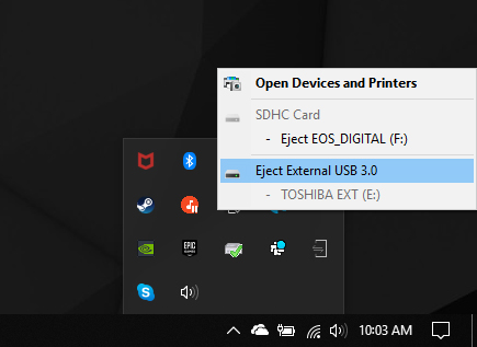 Windows 10 cho phép rút nóng USB