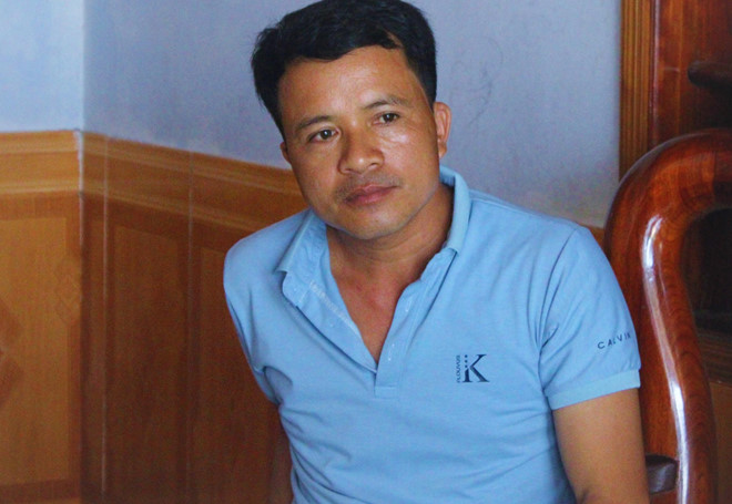 Người bố đánh con tứa máu ân hận vì quá mạnh tay