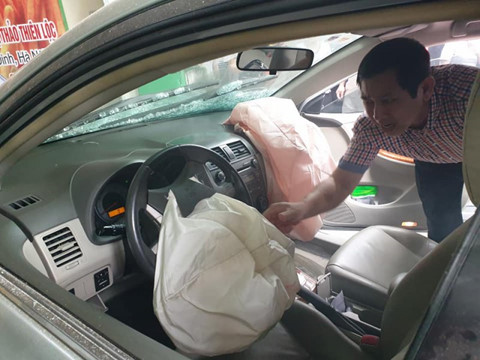 Lại thêm trường hợp nữ tài xế điều khiển ô tô đâm liên hoàn tại Hà Nội