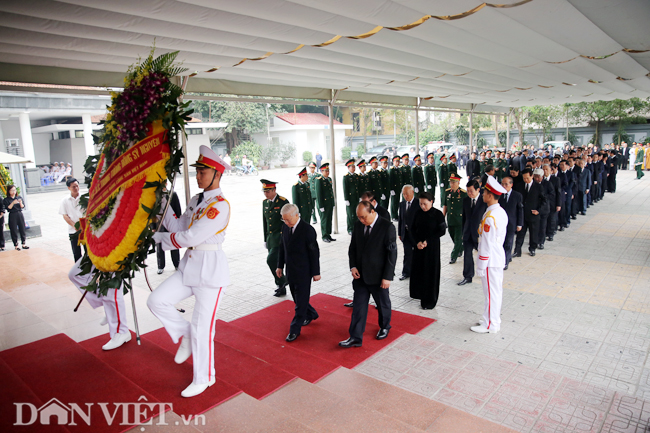 Lãnh đạo Đảng, Nhà nước viếng Trung tướng Đồng Sỹ Nguyên