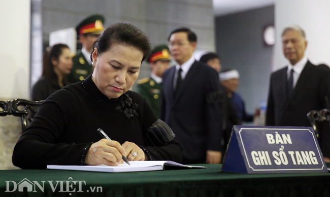 Lãnh đạo Đảng, Nhà nước viếng Trung tướng Đồng Sỹ Nguyên