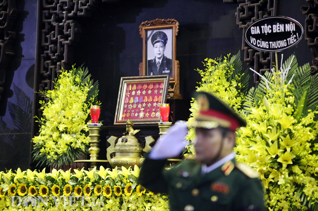 Lãnh đạo Đảng, Nhà nước viếng Trung tướng Đồng Sỹ Nguyên