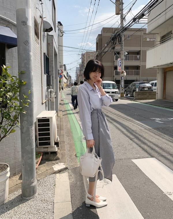 Cứ diện đồ theo công thức này, vóc dáng chị em công sở tha hồ mà lên hương