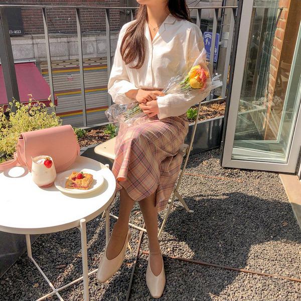 Cứ diện đồ theo công thức này, vóc dáng chị em công sở tha hồ mà lên hương Cứ diện đồ theo công thức này, vóc dáng chị em công sở tha hồ mà lên hương