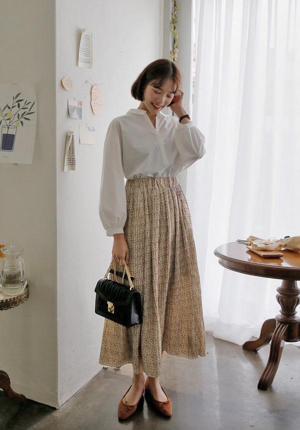 Cứ diện đồ theo công thức này, vóc dáng chị em công sở tha hồ mà lên hương Cứ diện đồ theo công thức này, vóc dáng chị em công sở tha hồ mà lên hương