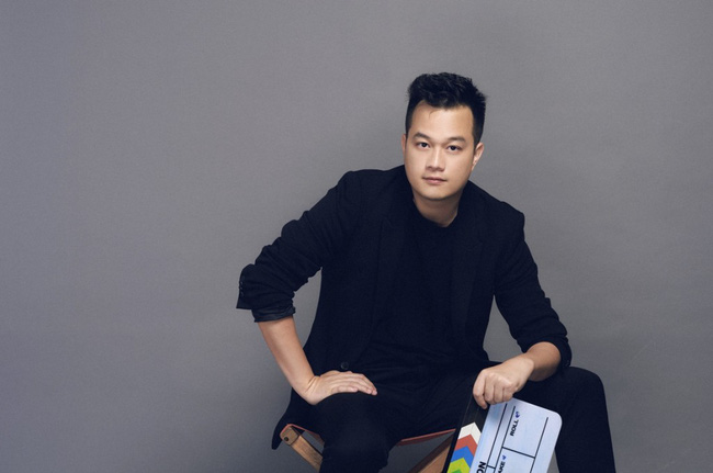 Đạo diễn, diễn viên đồng loạt chỉ trích Huỳnh Anh mất dạy, vô học khiến fan sốc nặng