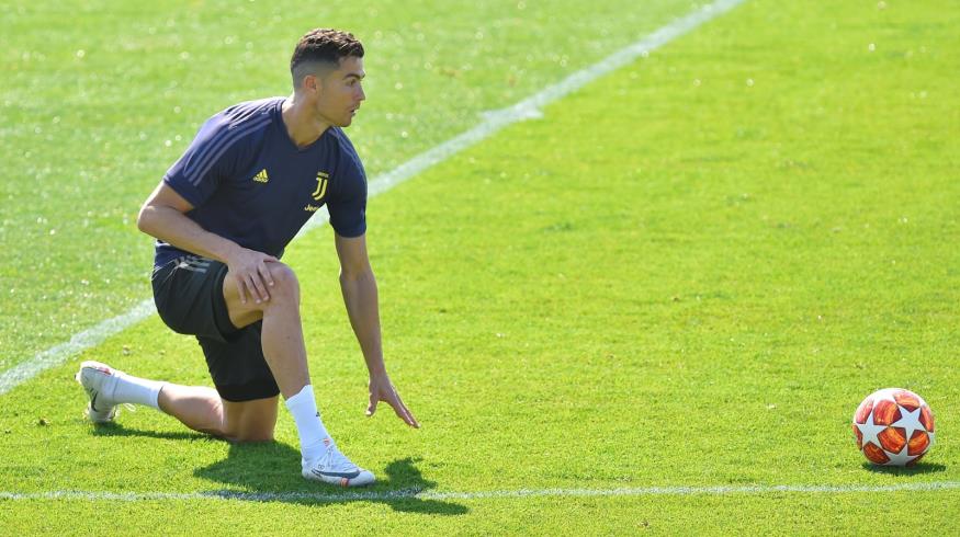 Ronaldo trở lại tập luyện, Juventus tự tin làm gỏi Ajax ngay tại Hà Lan
