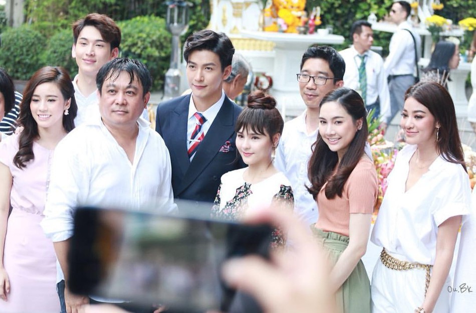 Không thể nhận ra nhan sắc bây giờ của nàng thơ Aom Sushar: Song Hye Kyo Thái Lan đây sao?