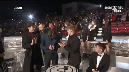 Từng lên mặt dạy đời người khác, loạt sao châu Á bị dập lại tơi tả, riêng người cuối được tung hô