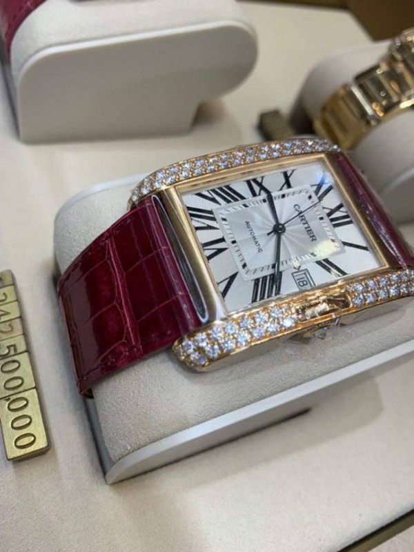 Vợ chồng Trấn Thành, Hari Won thực sự giàu cỡ nào?