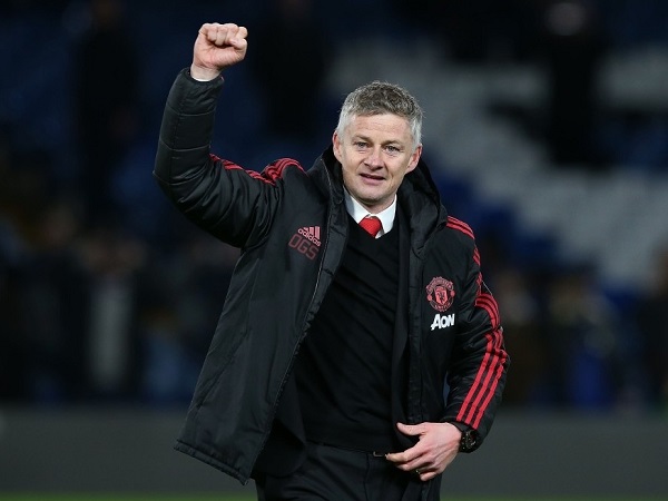 Không sút trúng đích lần nào, HLV Solskjaer vẫn tin MU sẽ lội ngược dòng trước Barca