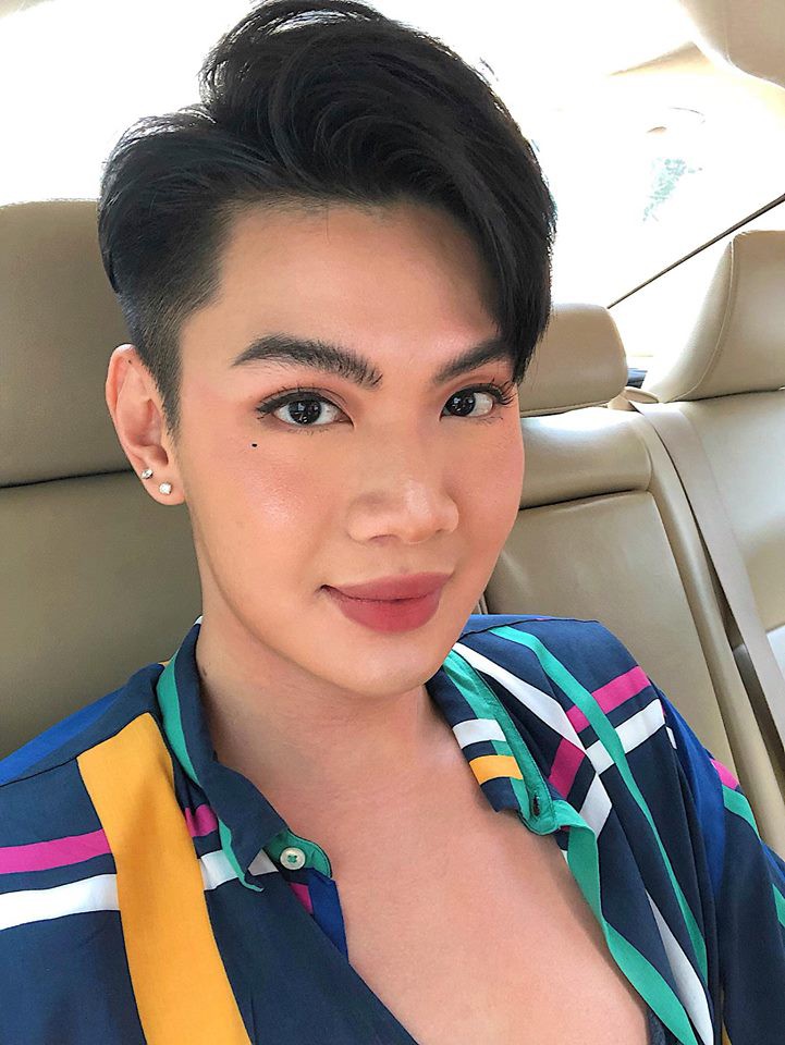 Đào Bá Lộc tiết lộ quá khứ cực khổ vì mâu thuẫn gia đình, nũng nịu đòi người yêu mua túi xách đang sale