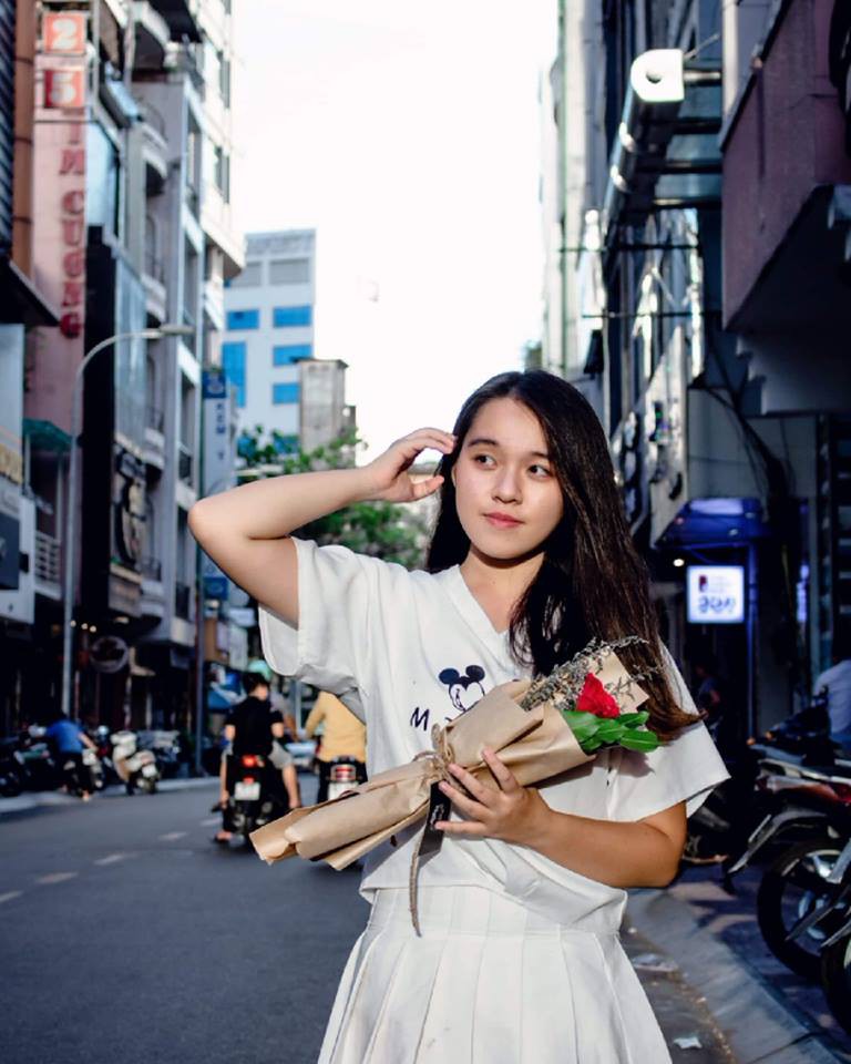 Cô bạn xinh xắn mới 17 tuổi đã làm việc tại 10 tổ chức và công ty: Đừng theo đuổi một cuộc sống cân bằng, nó không có thật