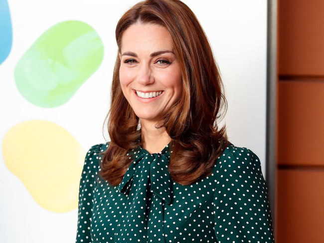 Đây chính là lý do Công nương Meghan có thể thoải mái tô son môi đậm, nhưng chị dâu Kate thì không Đây chính là lý do Công nương Meghan có thể thoải mái tô son môi đậm, nhưng chị dâu Kate thì không