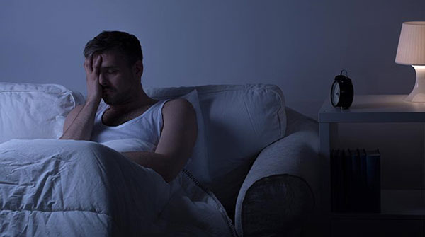 Thói quen buổi sáng tưởng vô hại nhưng nguy hiểm khôn lường