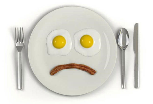 Thói quen buổi sáng tưởng vô hại nhưng nguy hiểm khôn lường