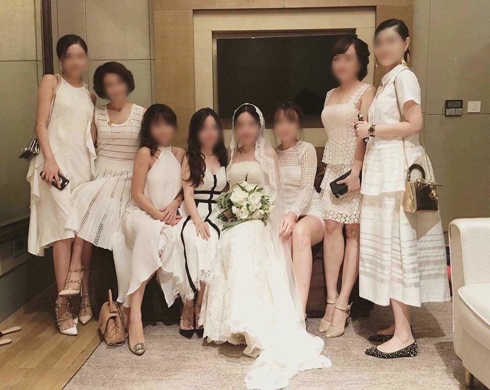 Chán nản với style ăn mặc của chị em: Ai cũng muốn làm vedette trong ngày trọng đại... của người khác