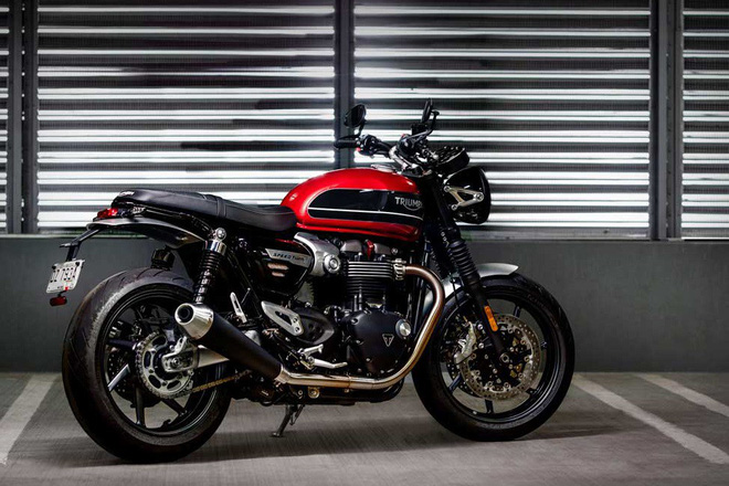 Mẫu mô tô phân khối lớn huyền thoại vừa trở lại Việt Nam, giá gần 600 triệu đồng