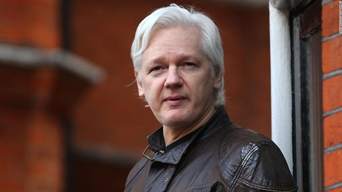 Ông chủ WikiLeaks ra tòa ở London