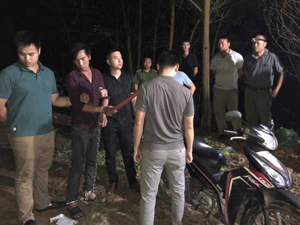 Bắt giữ đối tượng ra tay cướp xe ôm hết sức manh động