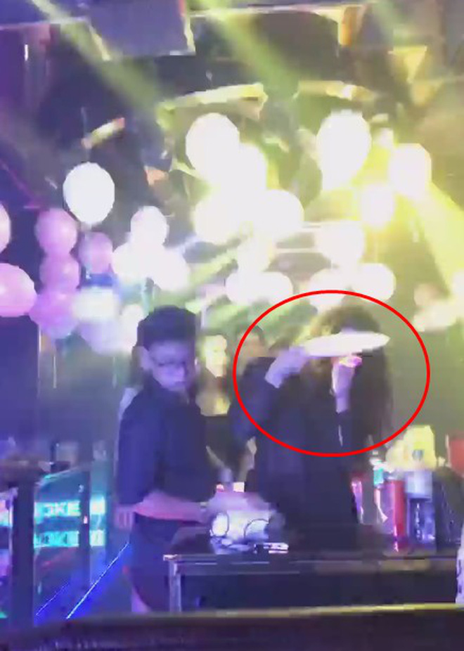 Clip nhóm nam nữ sử dụng ma túy trong quán karaoke nghi của Phúc XO đang được chia sẻ rầm rộ