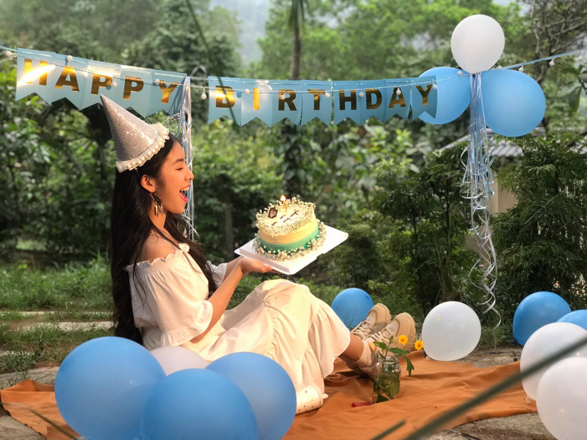 Không ngờ hot girl Bắc Ninh đóng Quỳnh búp bê nhí gợi cảm thế này