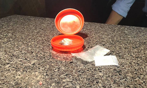 Cảnh sát đột kích quán bar nổi tiếng ở Sài Gòn