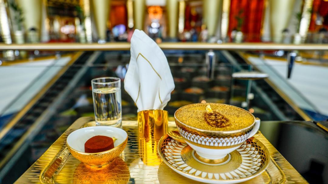 Cơn cuồng vàng của nhà giàu châu Á