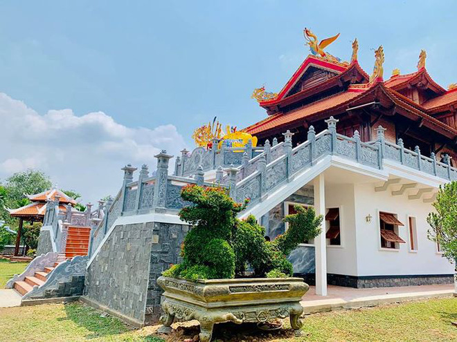 Hé lộ hình ảnh ngôi đền mới trong nhà thờ Tổ hơn 100 tỉ của Hoài Linh