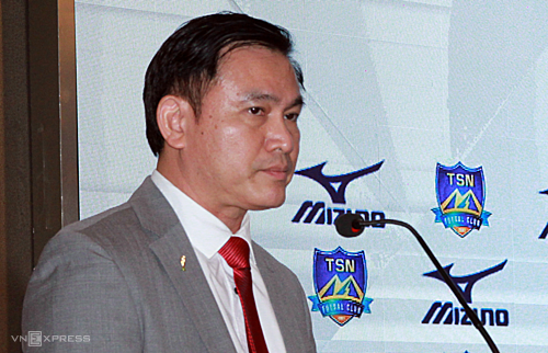 Chủ tịch VPF: ‘V-League áp dụng VAR kiểu nhà nghèo’