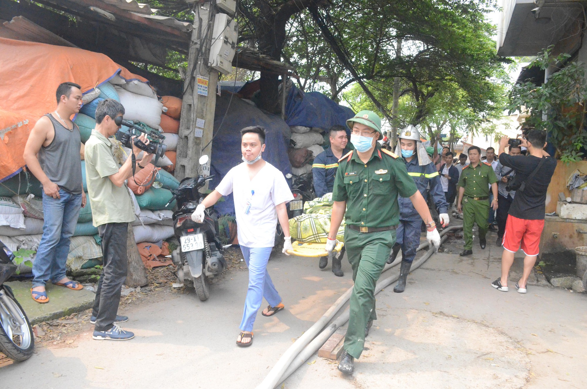 Đã tìm thấy 7 thi thể trong vụ cháy kinh hoàng khiến 8 người chết và mất tích ở Hà Nội