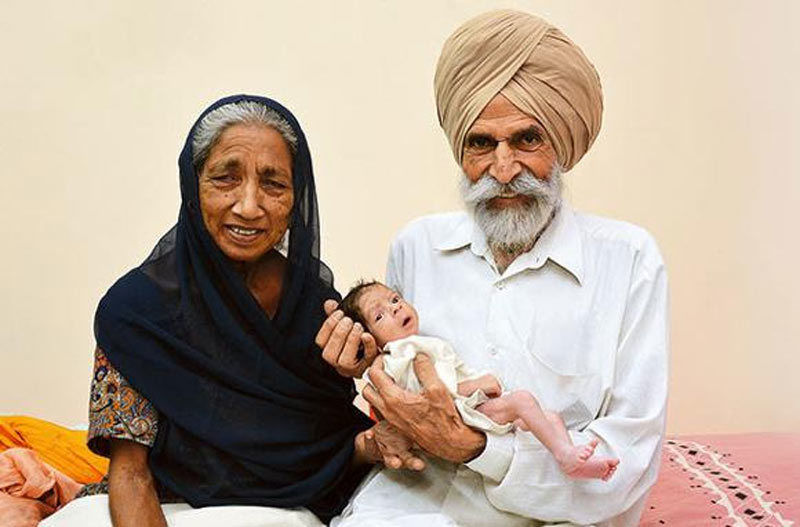 Chuyện sinh con khó tin của người phụ nữ hơn Thu Sao chục tuổi