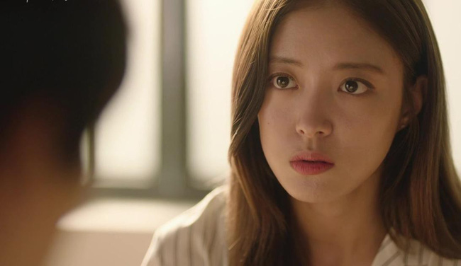 Cho con dâu ở cữ ăn trứng luộc với nước mắm mỗi ngày, nhưng hễ có khách là mẹ chồng lại thay đổi 180 độ