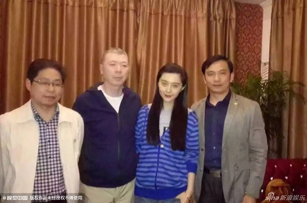 Bị tung tin ngủ với Phùng Tiểu Cương, cướp vai diễn của đồng nghiệp, Phạm Băng Băng xử lý như thế nào?