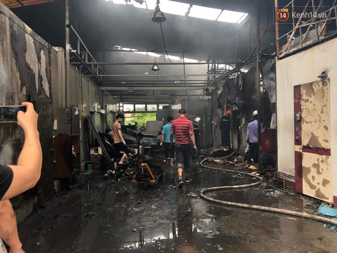 Vụ hỏa hoạn ở Hà Nội: 3 mẹ con chết cháy trong tư thế ôm nhau, người bố cũng đã qua đời