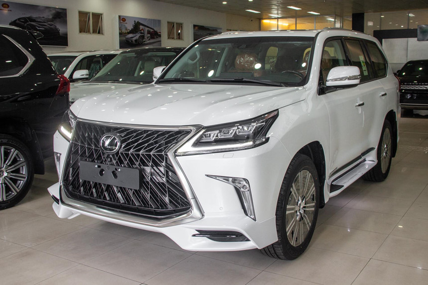 Những đối thủ của Lexus LX570 trong phân khúc SUV sang cỡ lớn tại VN
