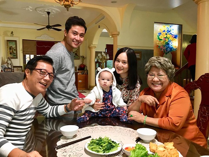 Lan Phương: Ông xã tránh xem tôi đóng cảnh tình cảm ở trường quay