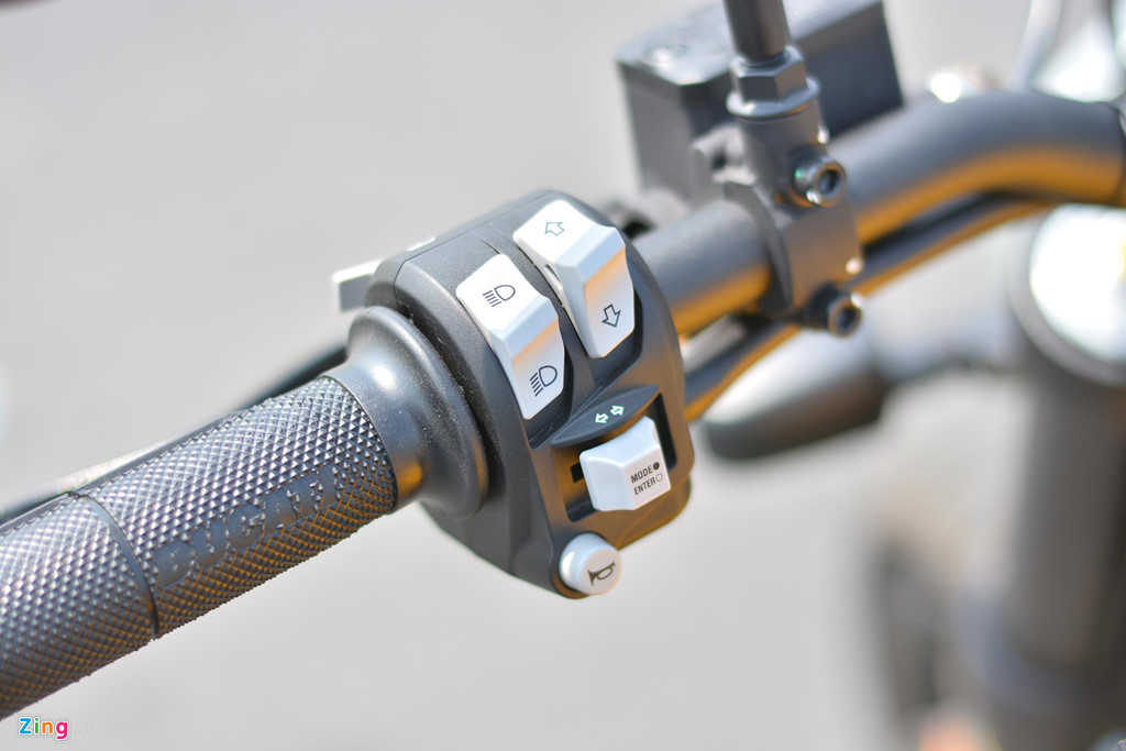 Chi tiết Ducati Scrambler Full Throttle 2019 giá gần 400 triệu đồng