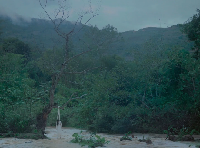 Phim Việt 18+ gây sốc với cảnh húp trứng trên bụng thiếu nữ kiểu sushi Nhật