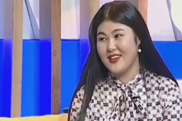 Thiếu nữ Hồi giáo 19 tuổi gây sốc khi lên truyền hình rao bán trinh tiết để trả học phí và...vá lại màng trinh