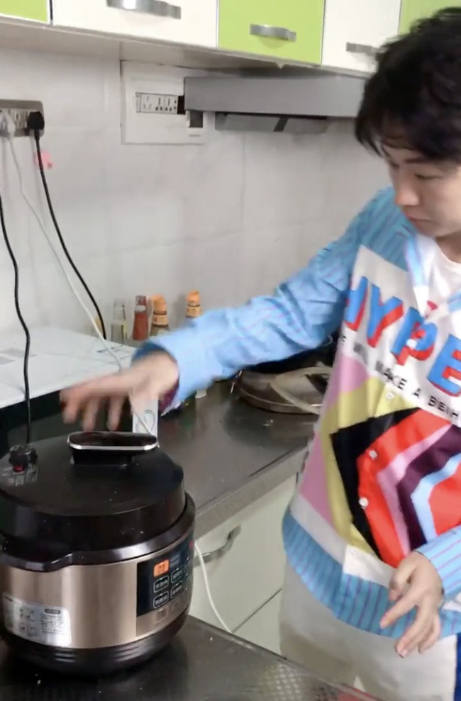 Mua nồi cơm điện vì nghe quảng cáo chống dính, chàng trai khiến dân mạng cười lăn lộn với cái kết ngoài dự đoán