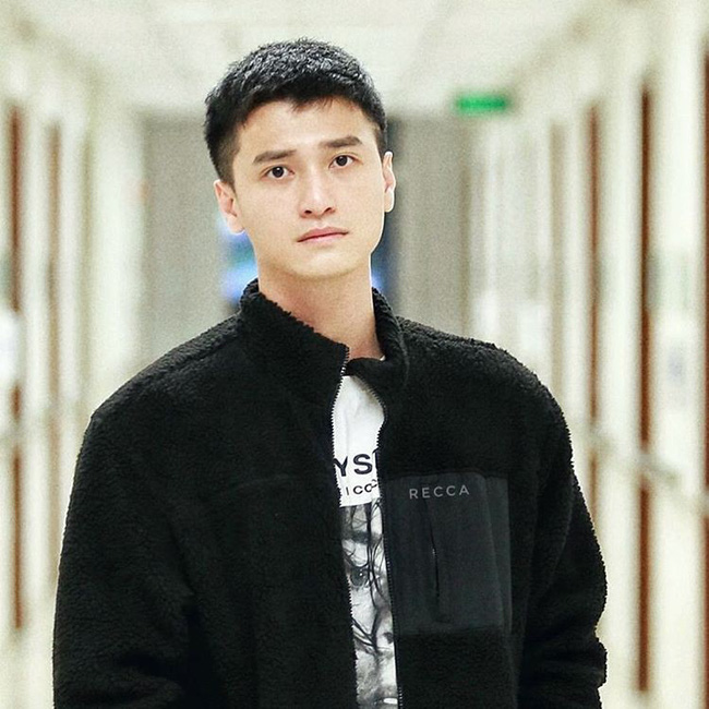 Huỳnh Anh lại gây choáng khi bày tỏ thấy thật... vô phúc cho ai thuê đạo diễn phim của Chi Pu - Lan Ngọc