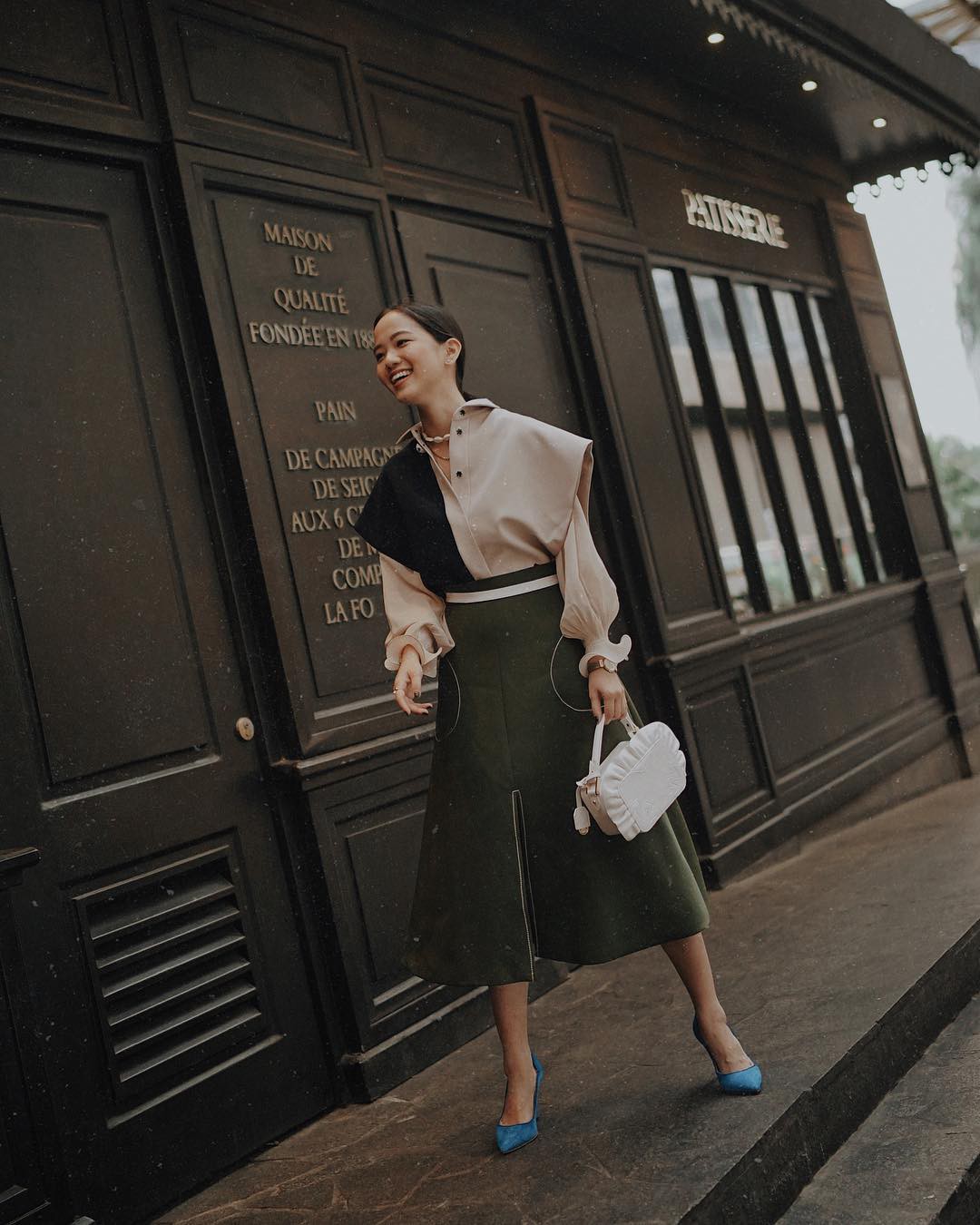 Thực sự tồn tại mẫu giày không chỉ giúp bạn thêm cao ráo, thanh mảnh mà còn sang lên rất nhiều