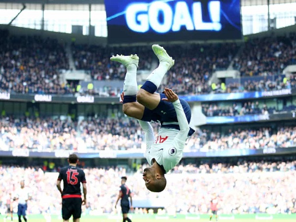 Clip: Lucas Moura lập hattrick, Tottenham đại thắng và trở lại vị trí thứ ba