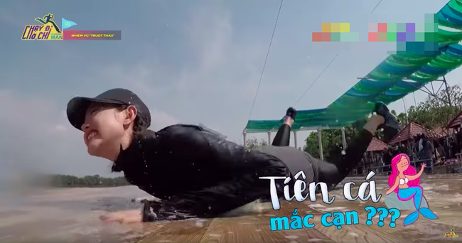 Không chỉ lộn nhào ở sàn catwalk đâu, Minh Hằng cũng vừa có cú phi người kinh điển tại Running Man Không chỉ lộn nhào ở sàn catwalk đâu, Minh Hằng cũng vừa có cú phi người kinh điển tại Running Man