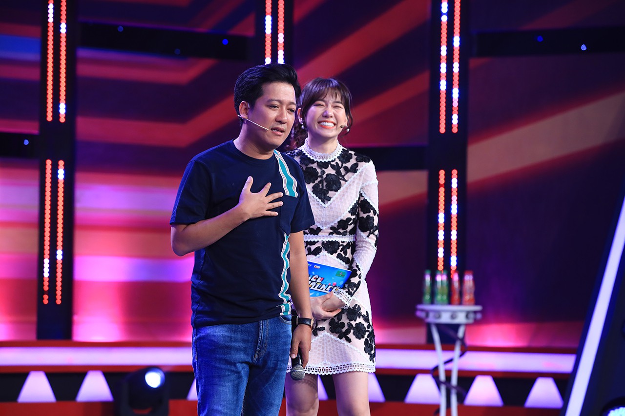 Trường Giang chơi khăm dàn sao tham gia chương trình Siêu bất ngờ