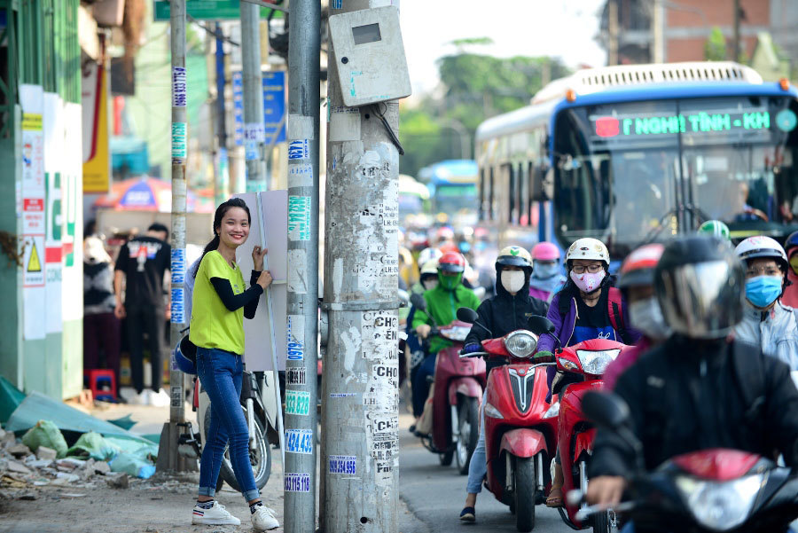 Sài Gòn kẹt xe tứ bề, dân ngao ngán cực đỉnh