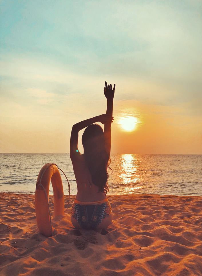 Đường cong nóng bỏng của nữ diễn viên Yêu thì ghét thôi