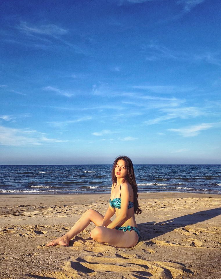 Đường cong nóng bỏng của nữ diễn viên Yêu thì ghét thôi