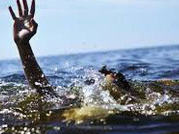 Bị phát hiện đánh bạc, người đàn ông nhảy xuống sông bỏ trốn dẫn đến tử vong